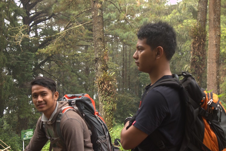 Mendaki Gunung Marapi Bukittinggi